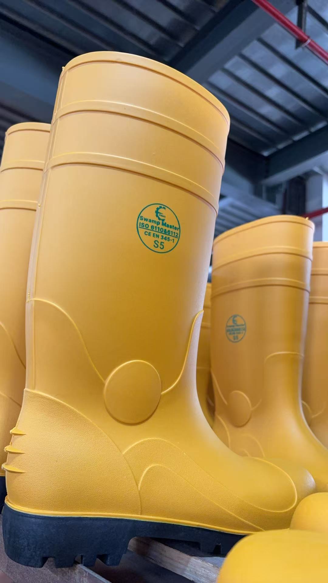 Safety Rainboot